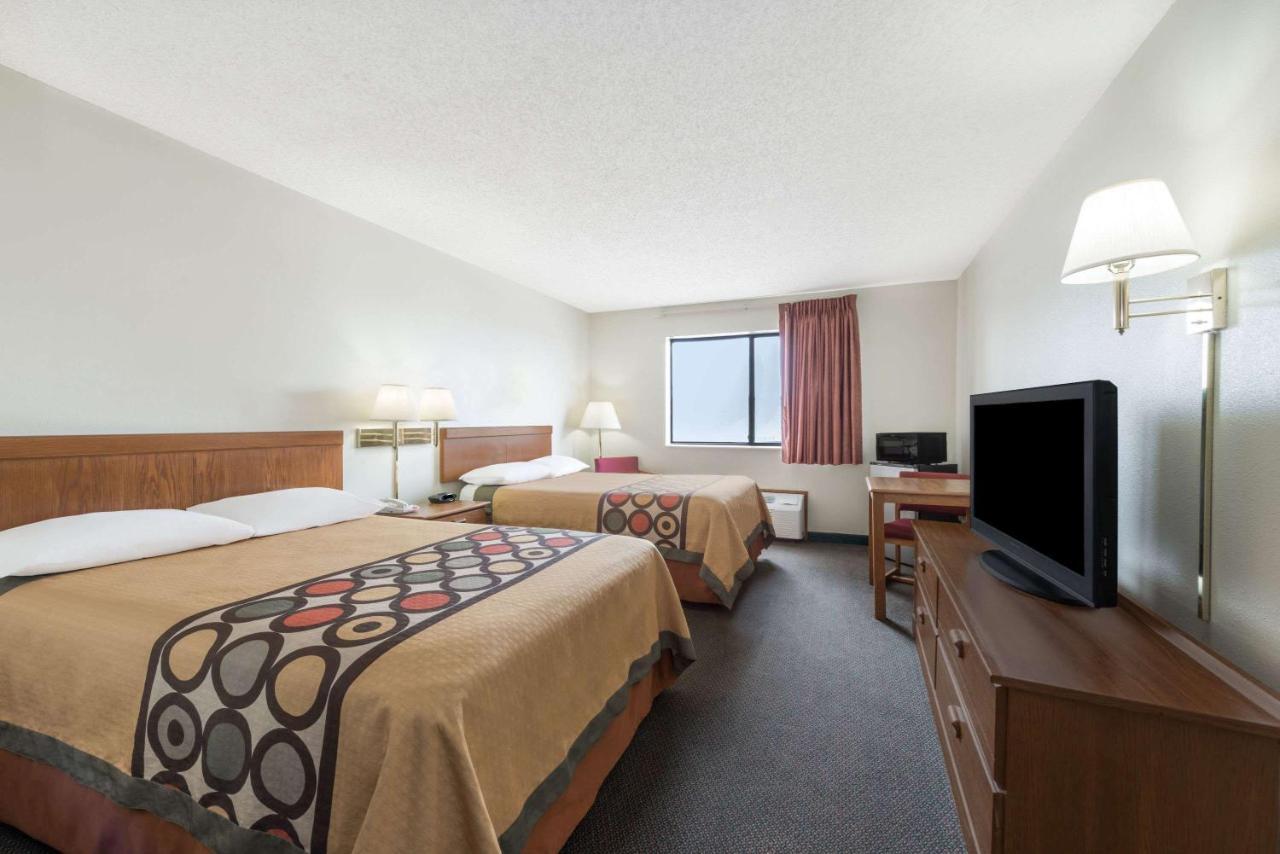 Super 8 Hotel Smithville Exterior photo